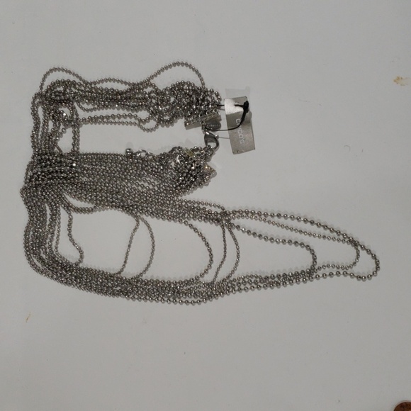 ✨ Chico's Silver-Tone Layered Chain Crystal Necklace - Stylish Women's Jewelry ✨ - Picture 3 of 8